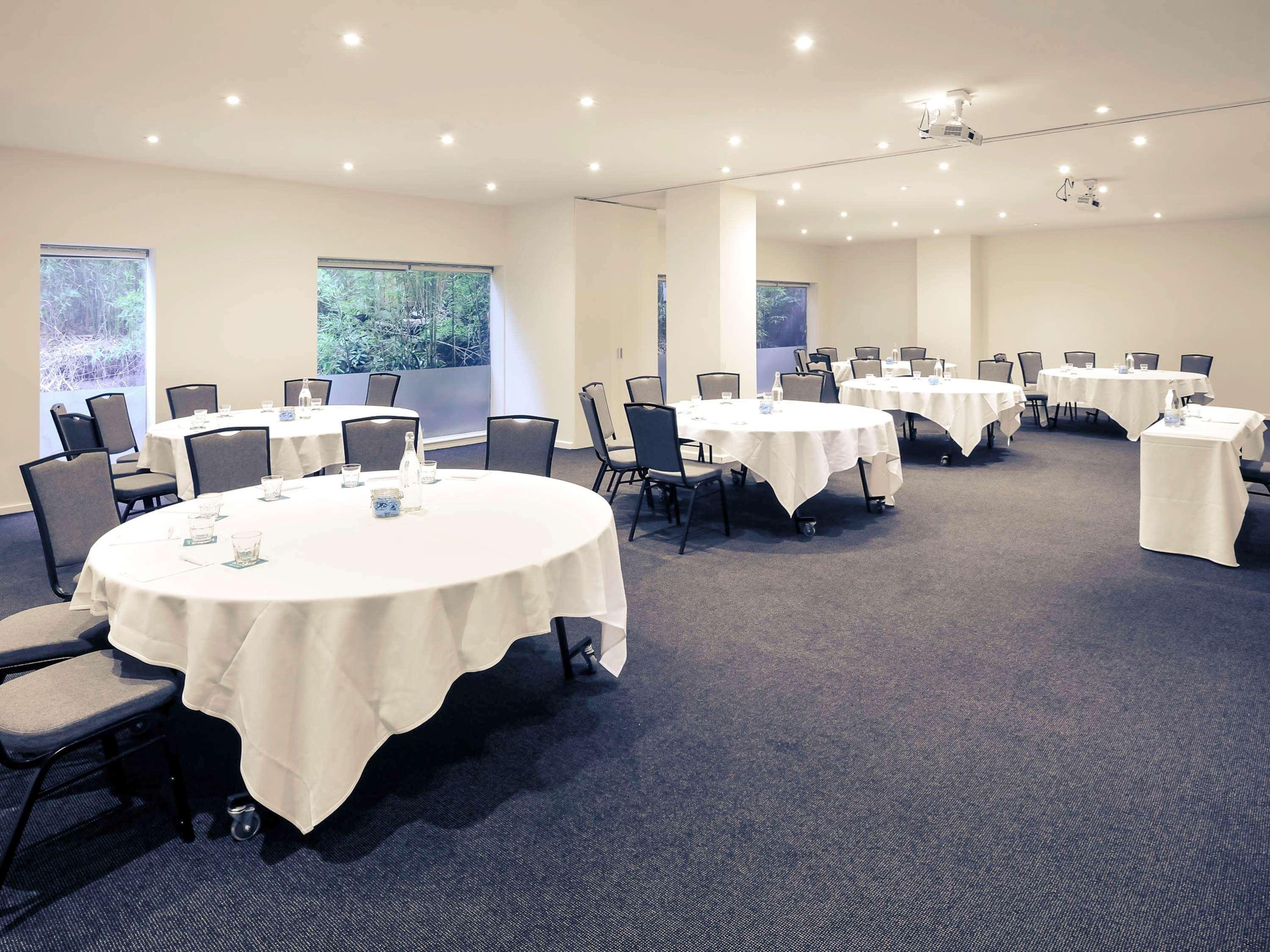 Mercure North Melbourne Exterior photo