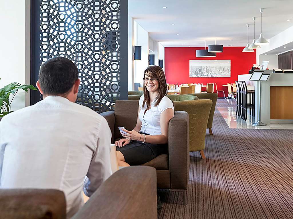 Mercure North Melbourne Restaurant photo