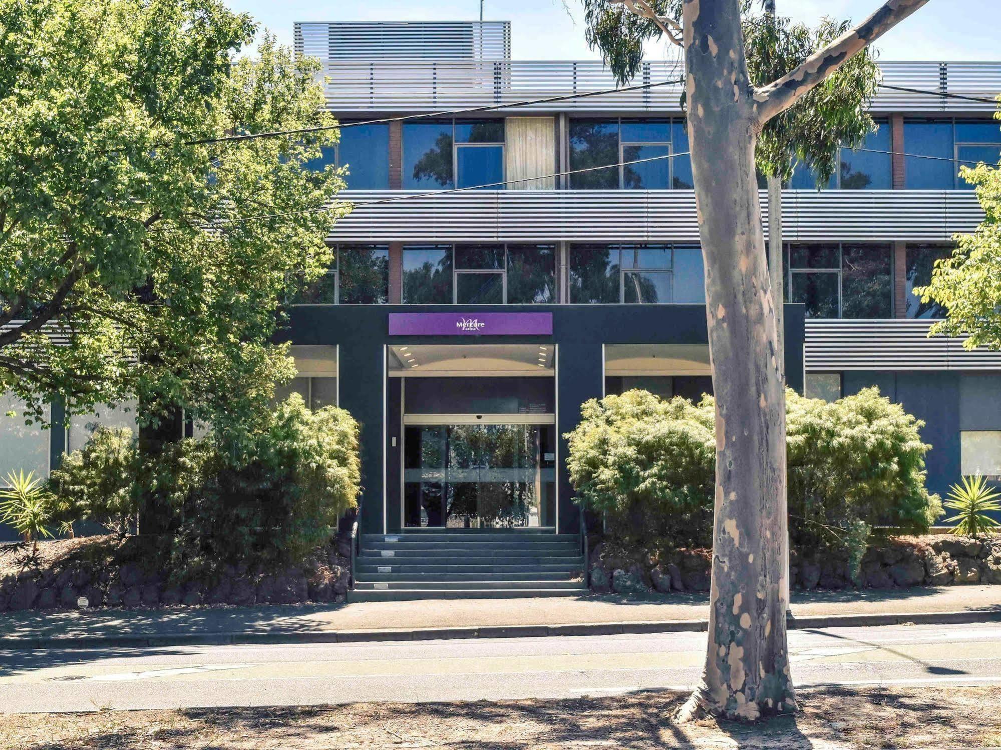 Mercure North Melbourne Exterior photo